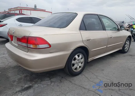 2001 Honda Accord 2.3 Ex from USA, damaged, VIN JHMCG56661C017045